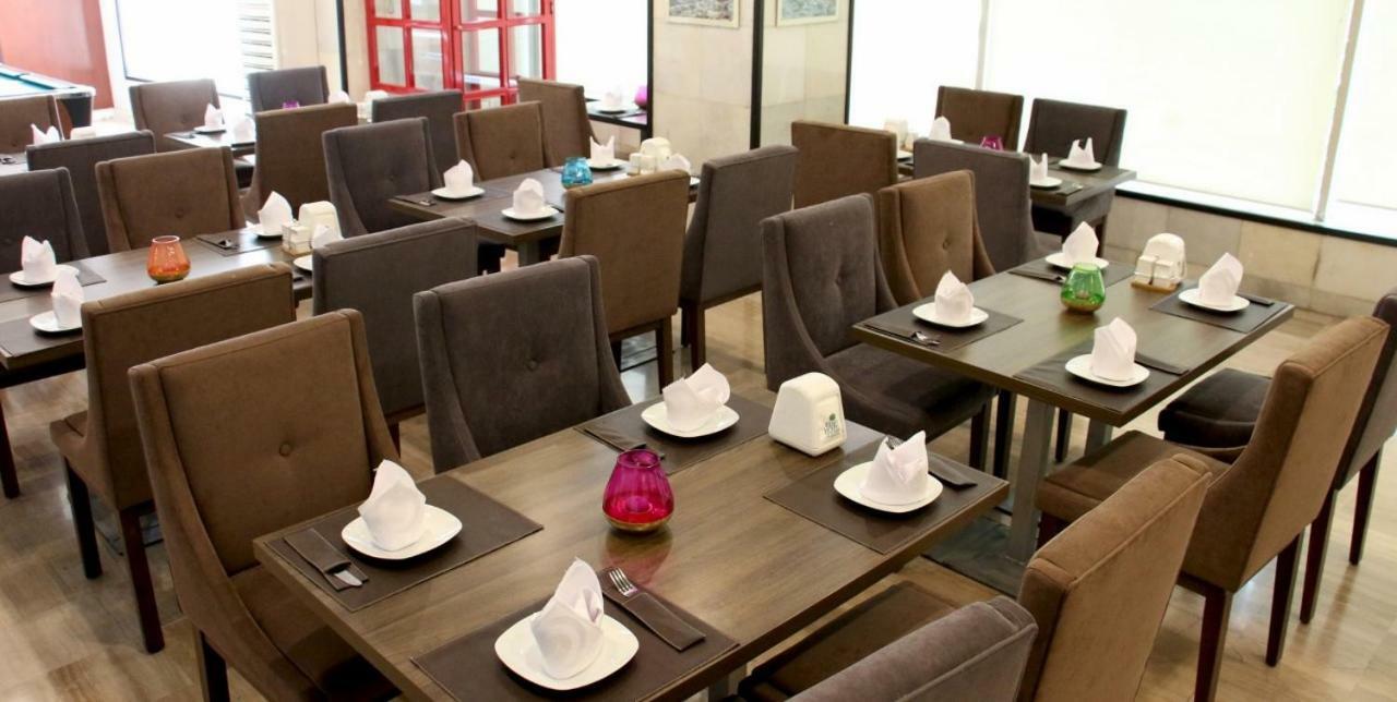 Eden Hotel Beirut Exteriör bild