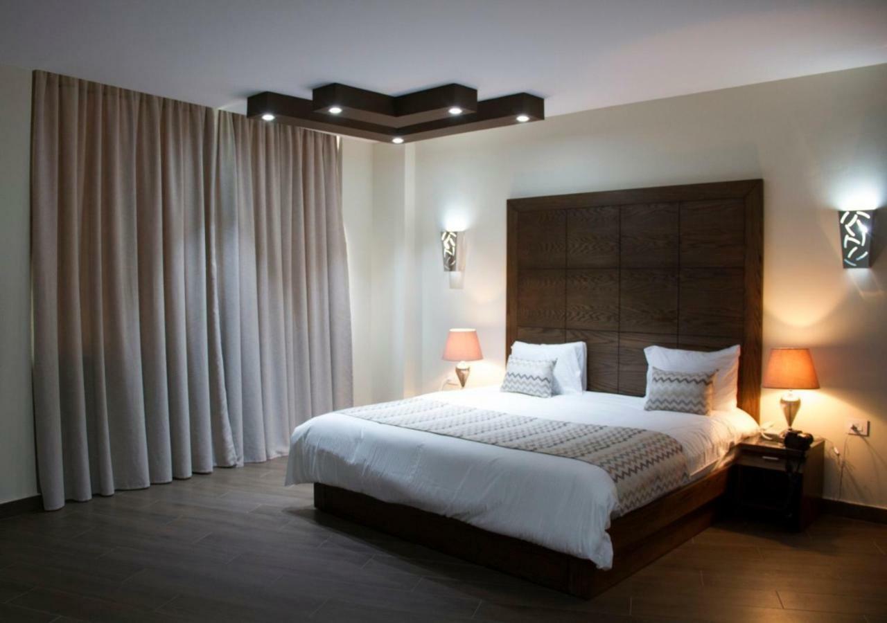 Eden Hotel Beirut Exteriör bild