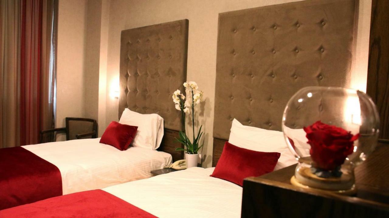 Eden Hotel Beirut Exteriör bild